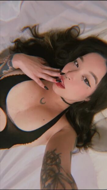 Daniela Li
