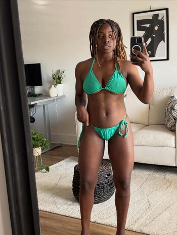 EbonyBaddieVids
